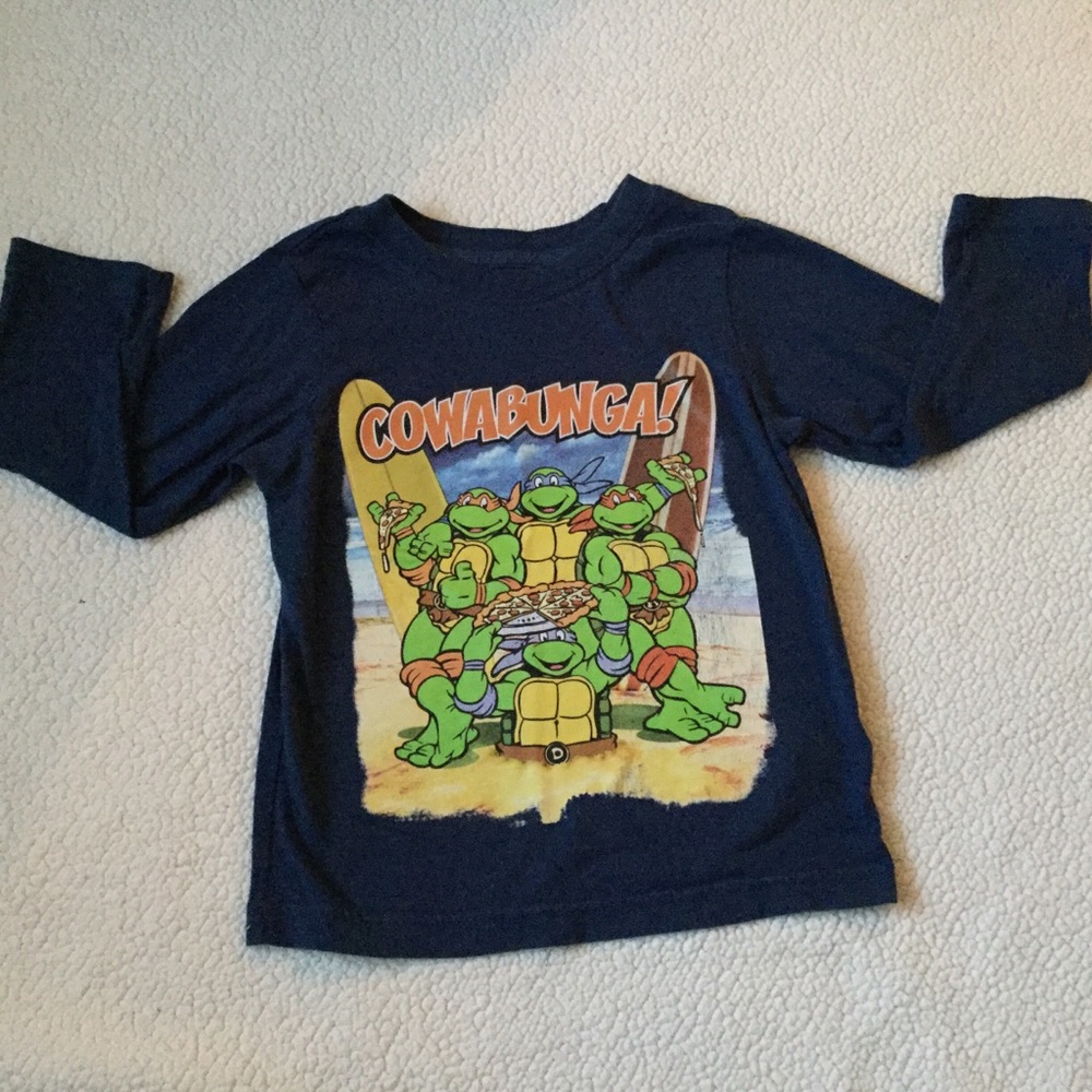 Boys Ninja Turtle shirt